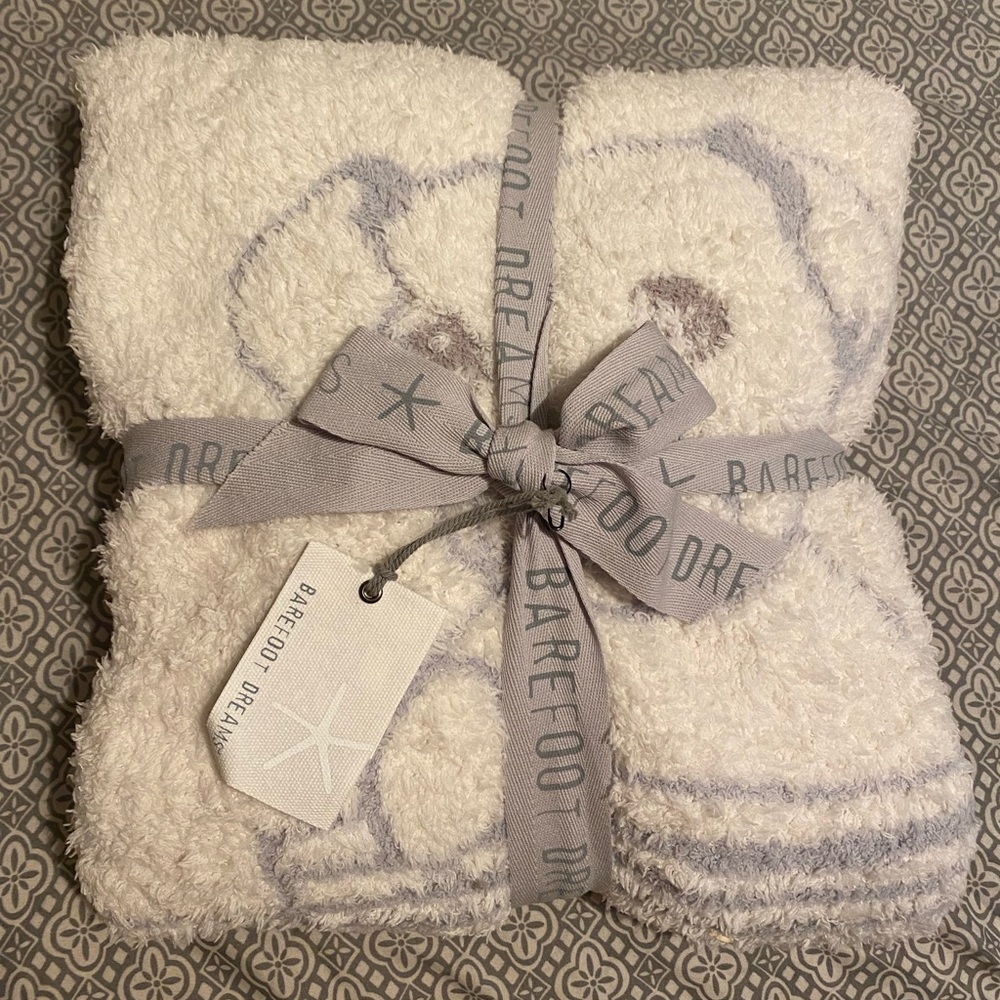 Barefoot Dreams baby blanket